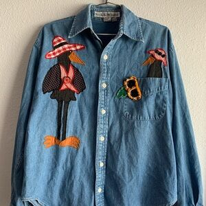 Women’s Classic Kikomo Authentic Denim Shirt. Size M‎ (125)